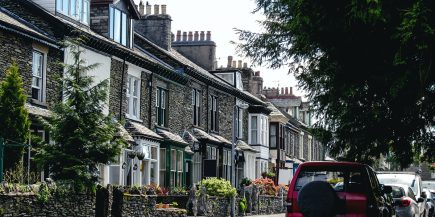 Boundary Disputes Between Neighbours: Practical and Legal Solutions